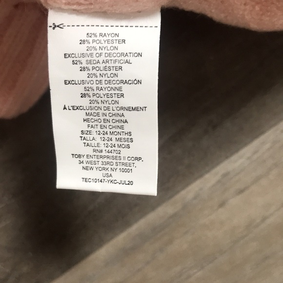 NygB infant hat and mittens set. - Picture 7 of 8